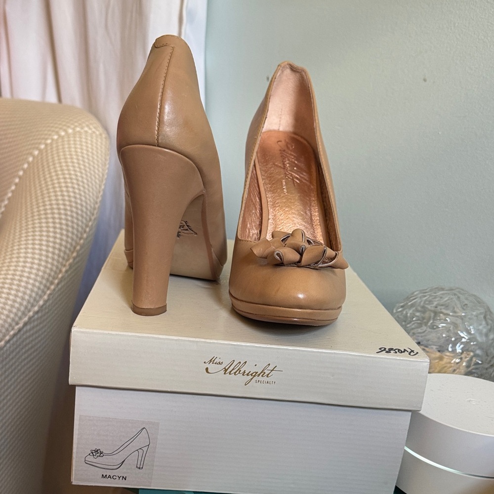 Miss Albright Women's Brown Heels with Ruffle Detail